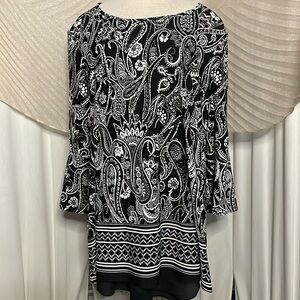 Black Top Faux Embroidery XXL